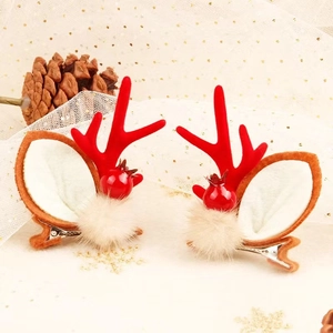 Barrettes à cheveux bois de renne de Noël avec baies rouges et jolies boules de poils