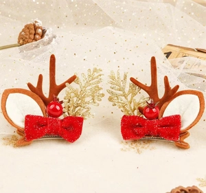 Barrettes bois de renne avec nœuds rouges et baies pour déguisement de Noël mignon