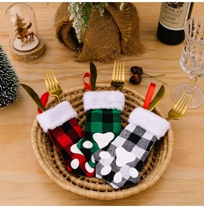 Porte-couverts de Noël motif patte de chat en tissu écossais pour décoration de table