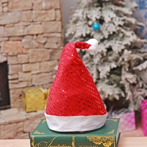 Bonnet de Noël classique à paillettes rouges avec bordure en peluche blanche de fête