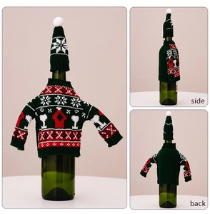 Details des grünen Weihnachts-Weinflaschenpullovers mit Seiten- und Rückansicht