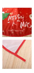 Détail de la housse de chaise de Noël rouge avec imprimés et dos en maille