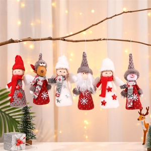 Pendentif Poupée en Peluche Ange Père Noël Bonhomme de Neige Élan de Noël Fait Main Décoration de Fête Festive en Tissu Mousse