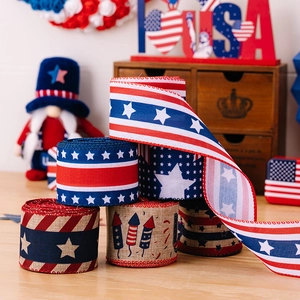 Nastri decorativi americani con motivi a stelle e strisce rosse, bianche e blu