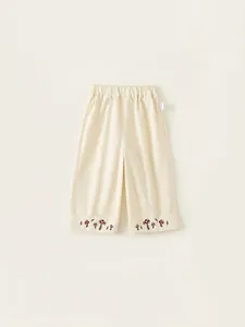 Pantaloni casual beige per bambini con ricamo a fungo e comoda vita elasticizzata