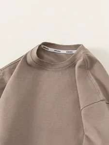Kids minimalist brown cotton crewneck sweatshirt with trendy drop shoulder design