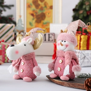 Set di figure di peluche con renna e pupazzo di neve rosa per decorazioni natalizie