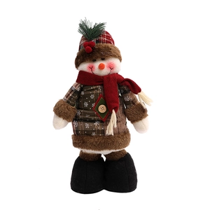 Stehender Weihnachts-Schneemann Plüsch mit rotem Karohut und Schneeflocken-Mantel Deko