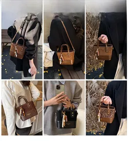 Collage de mini sacs seaux rétro avec breloques perlées dans divers décors d'automne