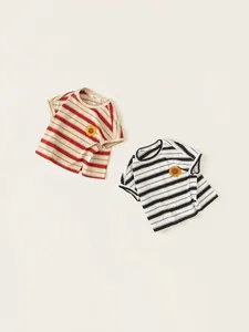 T-shirt enfant sans manches à rayures avec écusson tournesol en coton rouge et noir
