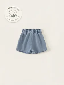 Pantaloncini di jeans celeste per bambina con elastico in vita e linea ad A