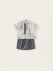 Ensemble d'été pour garçons style chinois avec peinture à l'encre et boutons chinois