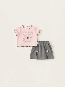 Kleinkind Mädchen Süßes Rosa T-Shirt Und Grauer Faltenrock Set Niedlicher Hasendruck Wellenkante Top Mit Schleife Sommer Kleidung