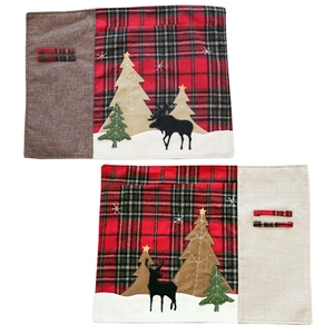 Sets de table de Noël à carreaux rouges et noirs avec rennes et sapins brodés