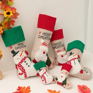 Rustikale Jute Weihnachtssocke Mit Besticktem Weihnachtsmann Schneemann Strickbündchen Weihnachtsdekoration Kamin Geschenktüte