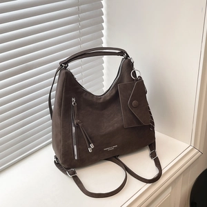 Sac à Dos Multi-usage Femme en Cuir PU Rétro Mode Imprimé Lettres Grande Capacité Sac Fourre-tout Bandoulière Avec Petit Pendentif