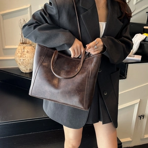 Retro dark brown large tote bag in polished faux leather for shoulder and hand carry