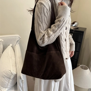 Braune Shopper-Tasche aus mattem Wildleder für Damen mit großem Fassungsvermögen