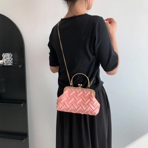 Pink woven evening shell bag with gold handle and chain strap for women fashion