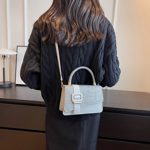 Sac bandoulière chic gris clair pailleté avec large boucle et poignée pour femmes