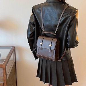 Sac à Dos de Mode en Cuir PU Vintage pour Femmes Grande Capacité Sac de Voyage Décontracté Surpiqûres Élégantes Sac d'École