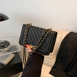Fashion Chevron Quilted Shoulder Bag For Women Gold Chain Strap PU Leather Small Square Crossbody Bag Elegant Everyday Purse
