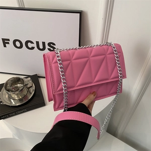 PU Leather Crossbody Bag With Geometric Quilting Chic Chain Shoulder Bag For Women Modern Small Square Flip Cover Handbag