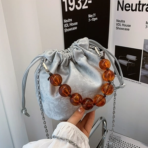 Sac Seau à Cordon en Cuir PU pour Femmes Avec Poignée en Perles Acryliques et Bandoulière Chaîne Argent Sac à Épaule Casual
