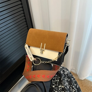 Patchwork Quadratische Schultertasche Für Damen Retro PU Umhängetasche Mit Breitem Besticktem Gurt Und Metallkette Mode Handtasche