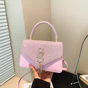 Sac à Épaule en Cuir PU pour Femmes Avec Rabat à Paillettes Petit Sac Carré Chic Bandoulière Logo Métallique Gland Sac à Main Style Rétro Street