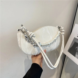 Women Pleated Underarm Hobo Bag Faux Suede Artificial Pearl Heart Chain Shoulder Bag Korean Style Elegant Casual Chic Handbag
