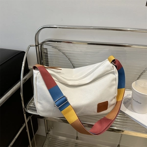 Korean Style Canvas Tote Bag For Women Large Capacity Shoulder Bag Colorful Contrast Strap Casual Crossbody Bag Leather Patch