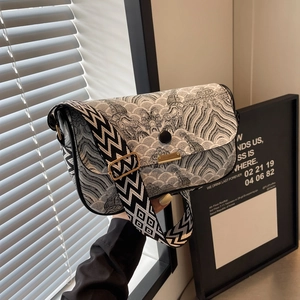 Sac à Épaule en Cuir PU à Motif de Vagues pour Femmes Petit Sac Bandoulière Carré Rétro Avec Large Bandoulière Géométrique