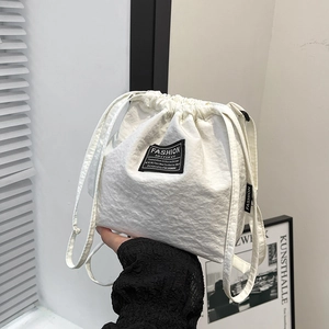Fashion Instinct Nylon Drawstring Bucket Bag Large Capacity Women Shoulder Crossbody Bag Casual Versatile Lightweight Handbag