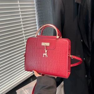 Vintage Women Croc Embossed PU Leather Crossbody Handbag With Golden Handle And Deer Pendant Elegant Fashion Shoulder Bag