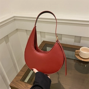 Women Minimalist PU Leather Crescent Shoulder Bag Vintage Solid Color Underarm Bag Casual Commute Travel Handbag For Ladies