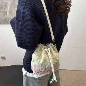 2024 minimalist large capacity bucket bag with star prints and frayed edges on canvas