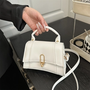 Sac Bandoulière Femme en Cuir PU Petit Sac à Main Trapèze Carré Avec Bandoulière Réglable Fermoir en Métal Doré Sac à Épaule