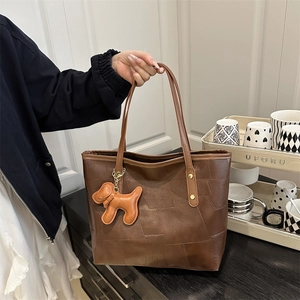Women Large Capacity PU Leather Tote Bag Fashion Patchwork Shoulder Bag With Dog Charm Urban Simple Handbag Daily Shopping Bag