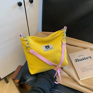 Vintage Corduroy Large Capacity Tote Bag For Women Cartoon Bear Label Chain Strap Casual Shoulder Shopping Handbag