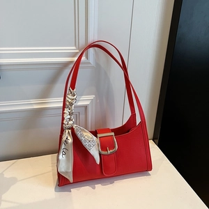 Sac Sous le Bras en Cuir PU à Motif Crocodile pour Femme Sac à Épaule Rétro à Boucle en Métal Doré avec Décoration de Foulard
