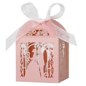 Romantic Laser Cut Hollow Bride Groom Silhouette Artificial Pearl Paper Wedding Favor Candy Box With Ribbon For Party Decoration