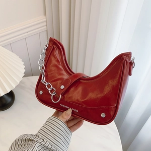 Damen PU Leder Halbmond Unterarmtasche Vintage Metallkette Schultertasche Urban Minimalistisch Ziernaht Hobo Tasche Für Alltag