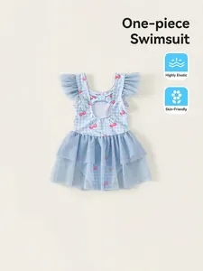 Maillot de bain une pièce enfant à carreaux et cerises avec volants et jupe en tulle