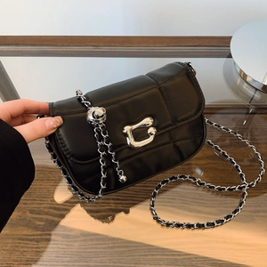Women Quilted Chain Crossbody Bag PU Leather Metallic Small Square Shoulder Bag Niche Minimalist Design Satchel Purse
