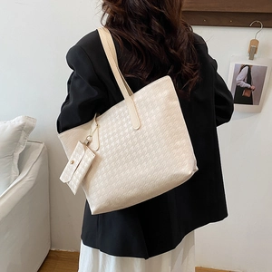 Chic cream woven texture tote bag and mini pouch set for stylish daily commuting wear