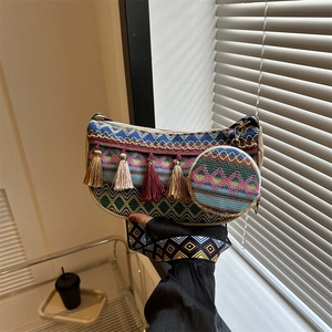 Women Ethnic Bohemian Woven Crossbody Bag 2-In-1 Set Tassel Geometric Pattern Wide Strap Hand-Woven Fabric Shoulder Bag