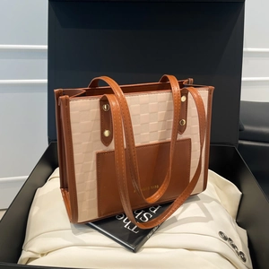 Fashion Women Checkerboard PU Leather Tote Bag Large Capacity Color Block Shoulder Bag For Daily Commute Urban Simplicity