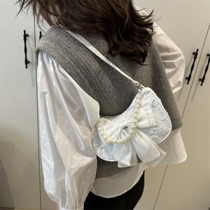 Sac à bandoulière blanc élégant avec nœud, poignée en perles et tissu texturé