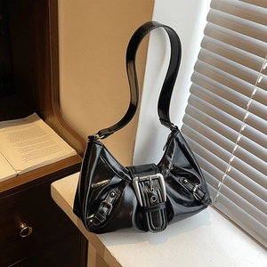 Damen Vintage Glänzende PU Leder Unterarm Hobo Tasche Personalisierte Metallschnalle Ziernaht Schultertasche Minimalistische Retro Tasche